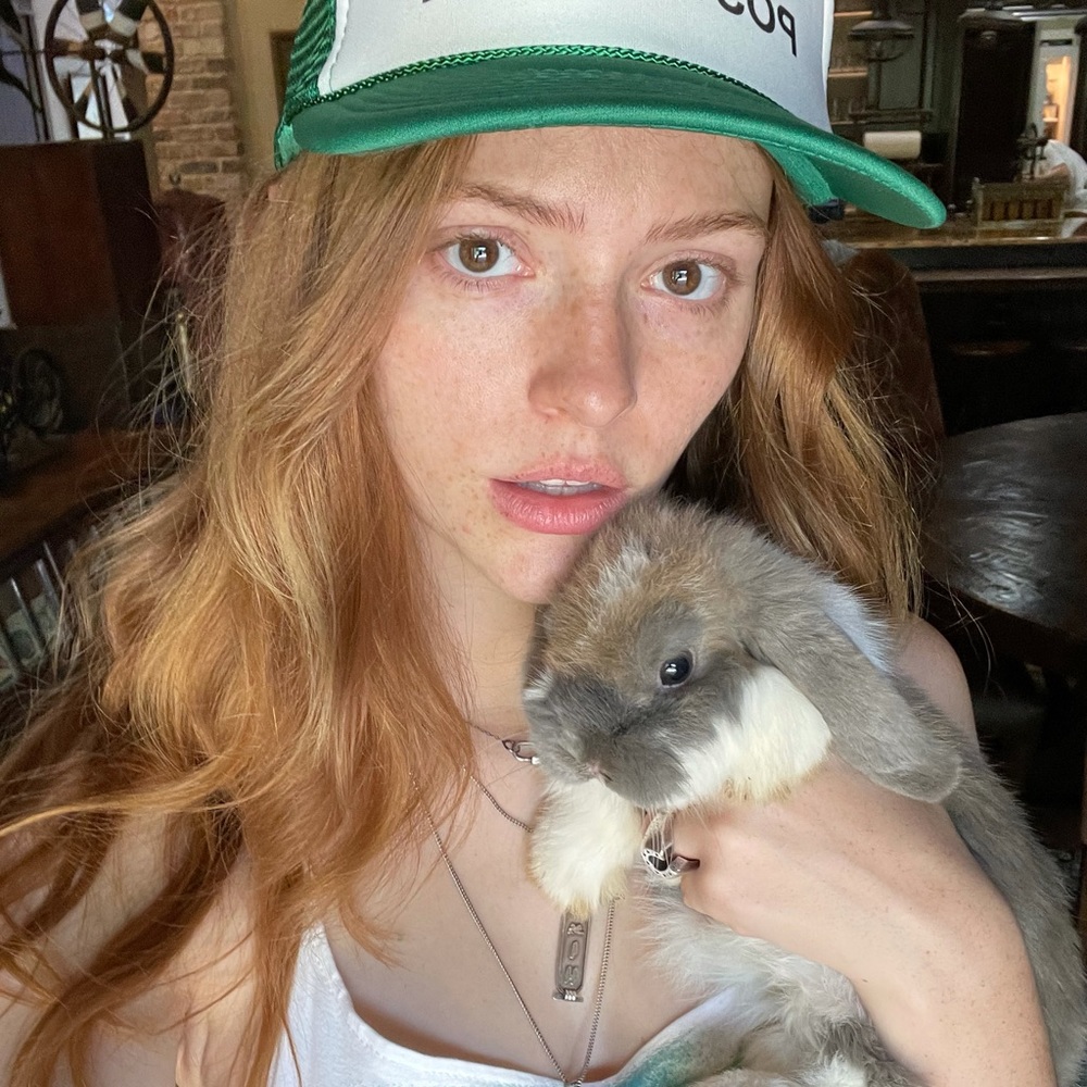 Meet your Posher, Haley